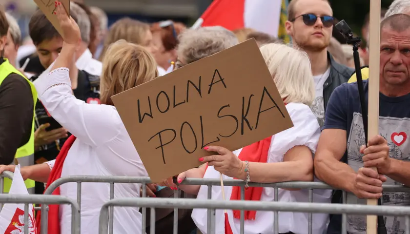 W sobotę, 24 czerwca we Wrocławiu odbył się wiec Donalda Tuska, przewodniczącego Platformy Obywatelskiej. Przybyły tłumy ludzi.