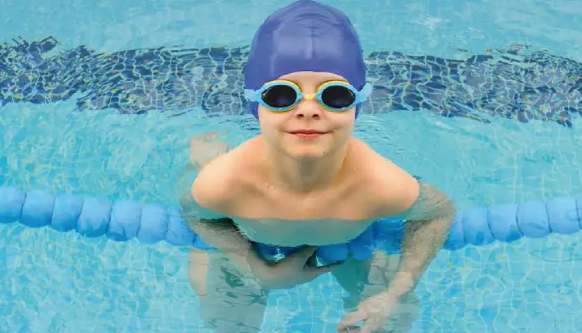 Aquapark Wrocław organizuje wakacyjne kursy pływania dla najmłodszych, w których mogą wziąć udział maluchy już od 4 miesiąca życia.