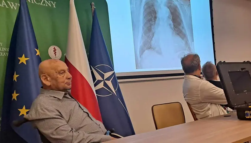 Specjaliści z Ośrodka Chorób Serca 4. Wojskowego Szpitala Klinicznego we Wrocławiu przeprowadzili nietypowy zabieg.