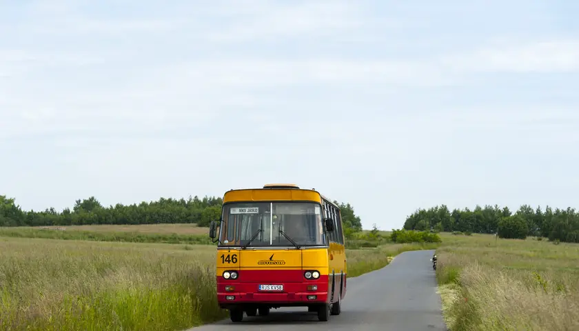 Wrocławskie Linie Turystyczne zapraszają na jedne z ostatnich dni w sezonie, w których zabytkowe autobusy wyjadą na wrocławskie ulice.