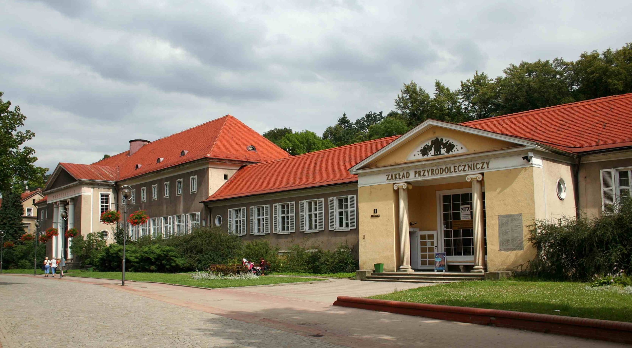 Podczas remontu Zakładu Przyrodoleczniczego w Szczawnie-Zdroju miało dojść do zaniedbań. Sprawę bada prokuratura.