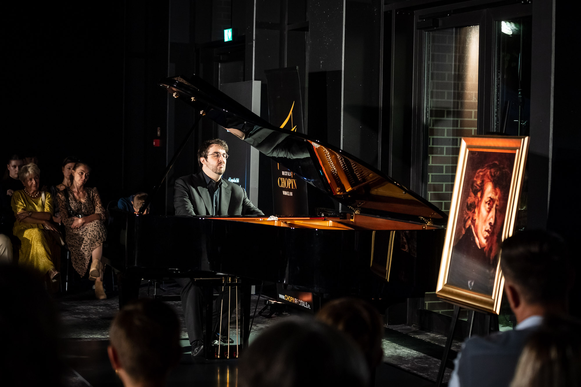 Podczas sobotniego koncertu Chopin Recitals Wrocław wystąpił pianista Charles Richard-Hamelin